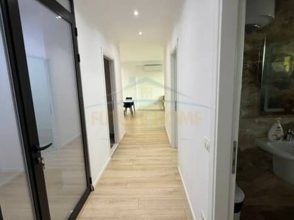 Vendesi Appartamento 2+1+Posto Auto, Residenza Future Home, Unaza e Re