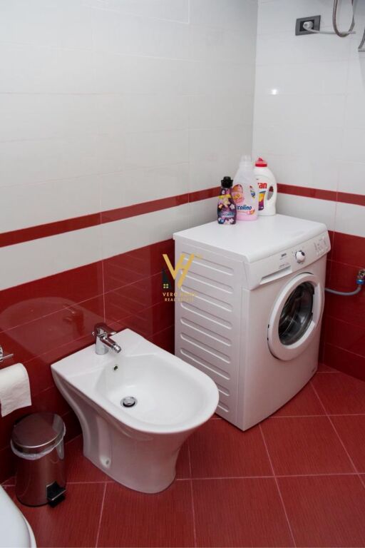 SHITET DUPLEX 3+1+2 TE KODRA E DIELLIT 245.000 EURO