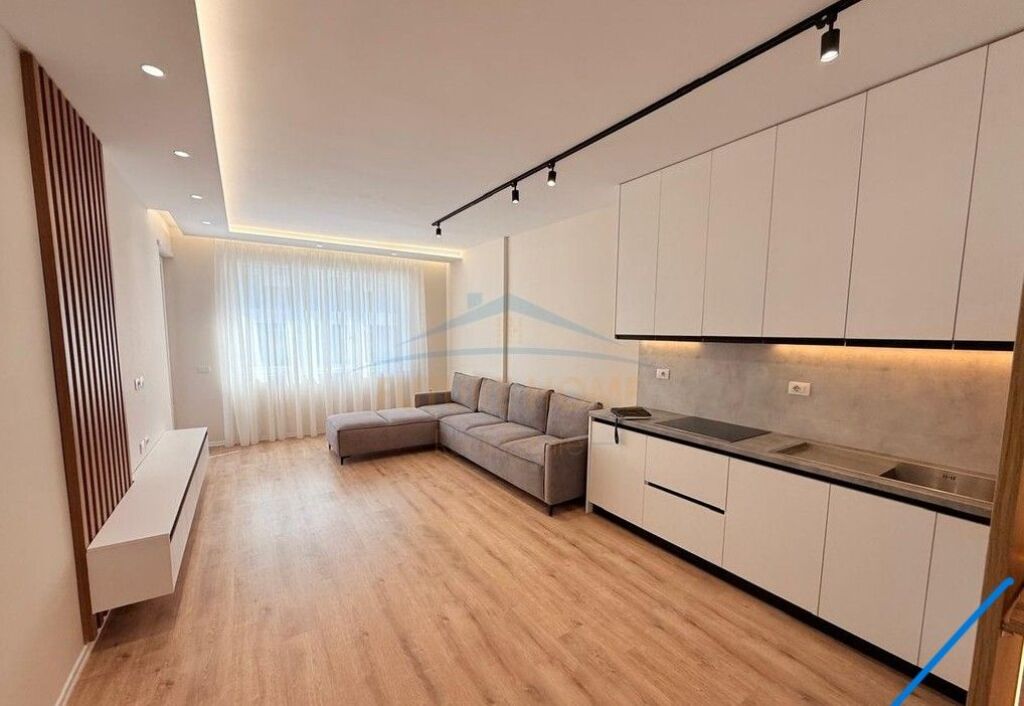 Shitet, Apartament 2+1 , Univers City, QTU, Tirane.