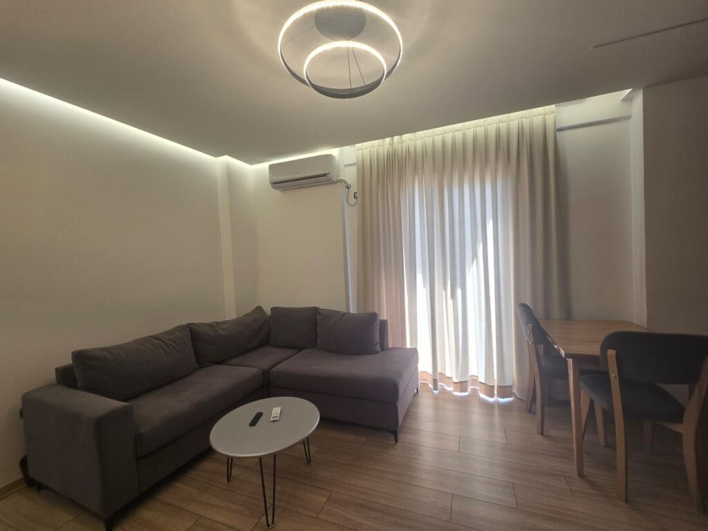 AFFITTASI 1+1 XHAMIA SELIT