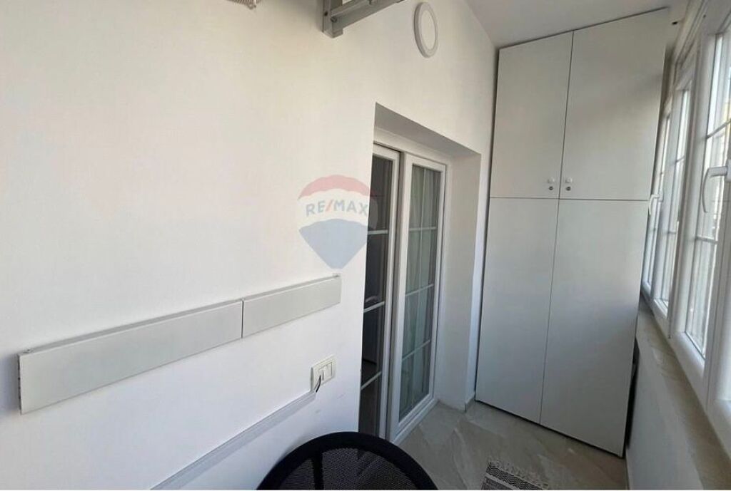 Appartamento 1+1+Balcone In Affitto a 21 Dhjetori ID: 530551001-341