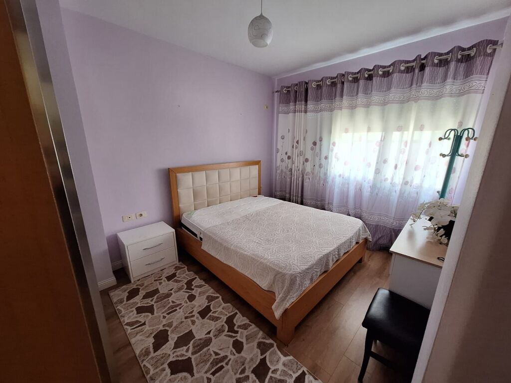 APARTAMENT 2+1 PER QIRA NE MISTO MAME, PRANE KMY