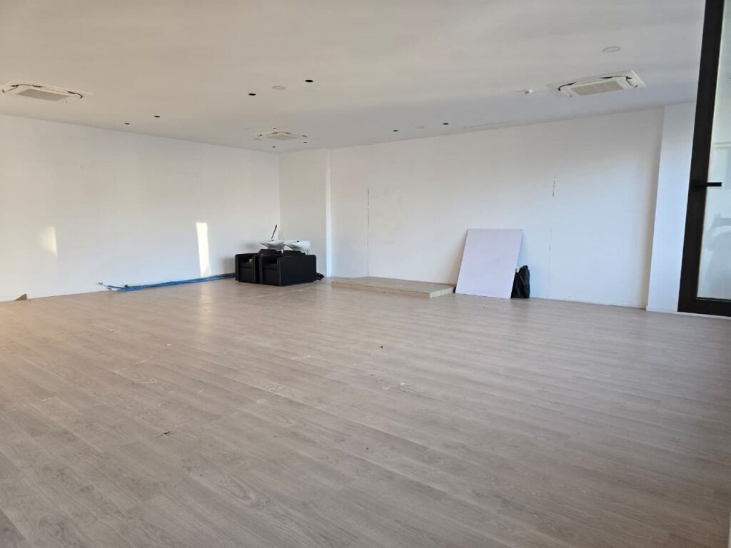 📣ZYRË ME QIRA TEK KOMPLEKSI DELIJORGJI🔥