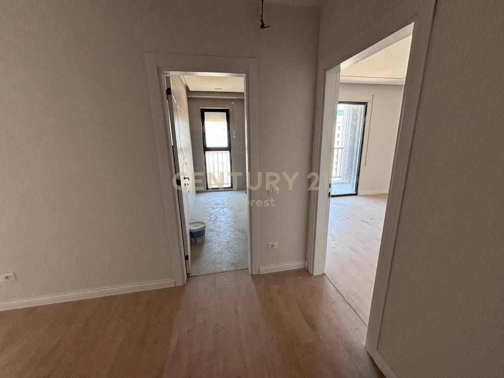 BULEVARDI I RI, SHESIM APARTAMENT 2+1+2