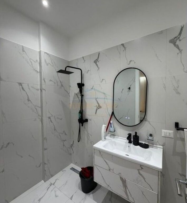 In vendita, Appartamento 2+1+2+Posto Auto, "Complesso Delijorgji", Tirana