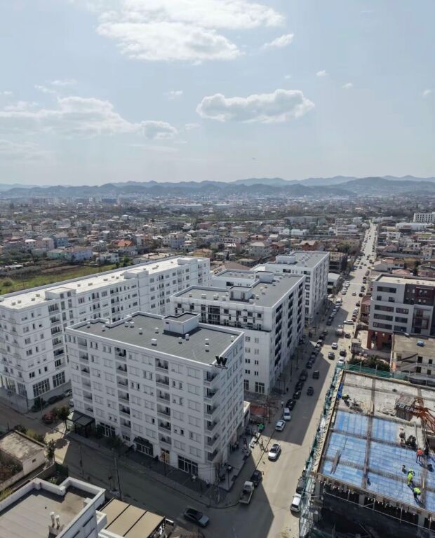 SERVICE UNIT FOR SALE KAMEZ (2500€/m2)