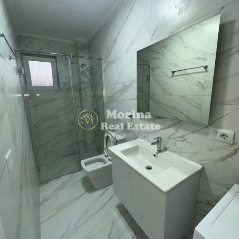 Affitto | Appartamento 1 + 1 | Via Elbasani | 400 €/mese