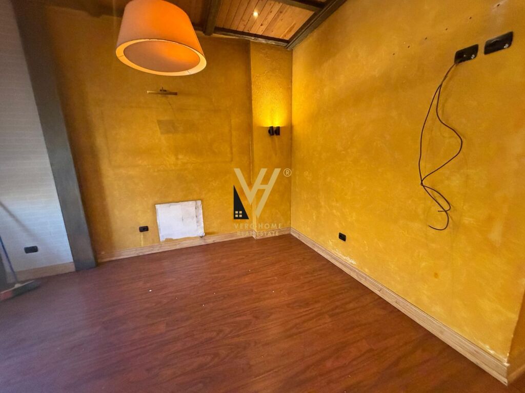 JEPET ZYRE 100 M2 ME QIRA NE DON BOSKO 100.000 LEKE