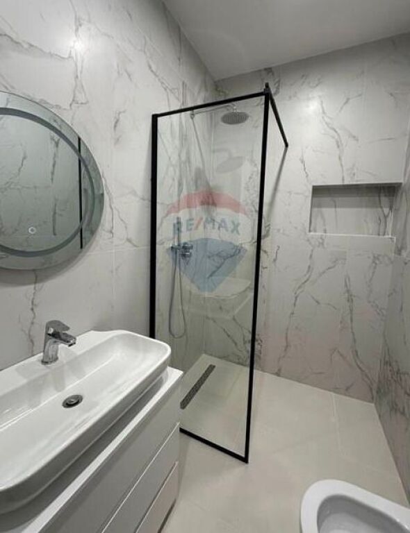 Apartament 1+1 per qira ,Bulevardi i Ri ID: 530601002-359