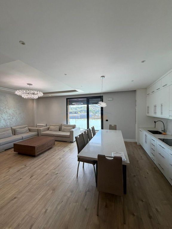 In vendita, Appartamento 3+1+2+2 Posti Auto, Sofia Hill Residence, TEG, Tirana.