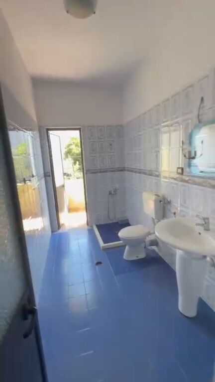 Apartment 1+1 at Jorda Misja Street (35,000 leke)