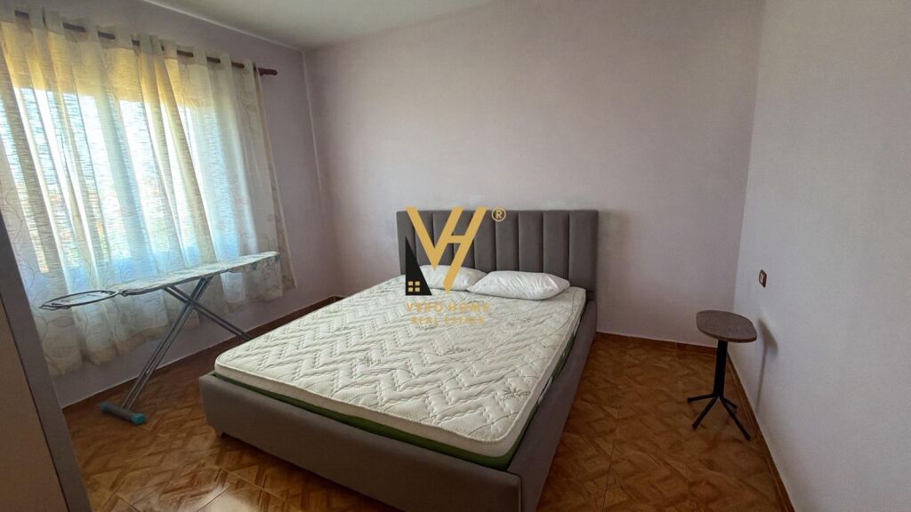 JEPET APARTAMENT 2+1+VERANDE ME QIRA NE DON BOSKO 50.000 LEKE