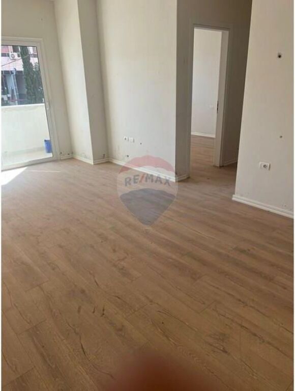 Appartamento 2+1 in Vendita a Yzberisht