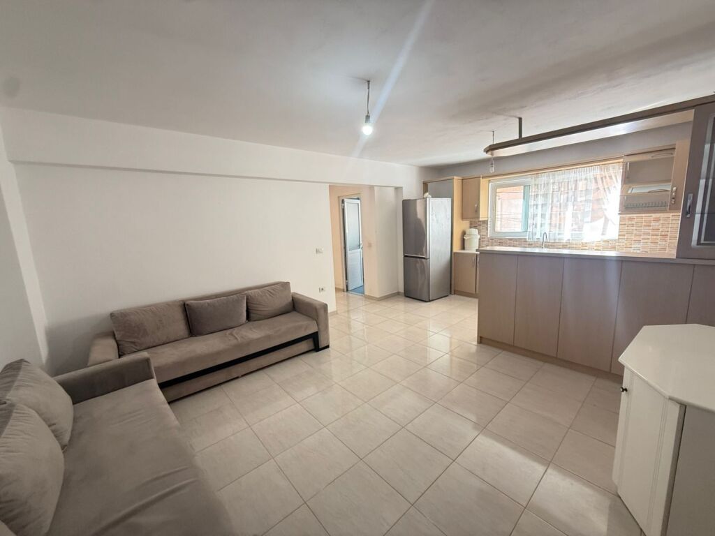 For sale 2+1+2 Sarande