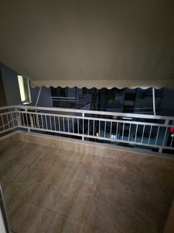 Qera, Apartament 1+1, Fresku, Tiranë - 30.000 leke | 61 m²