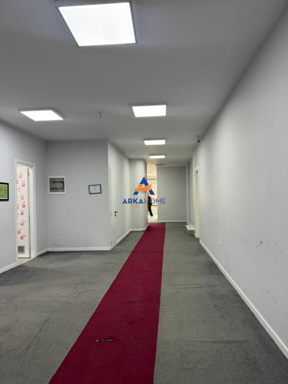 OFFICE FOR RENT 405M2 "HOXHA TAHSIN STREET" 5300 EURO