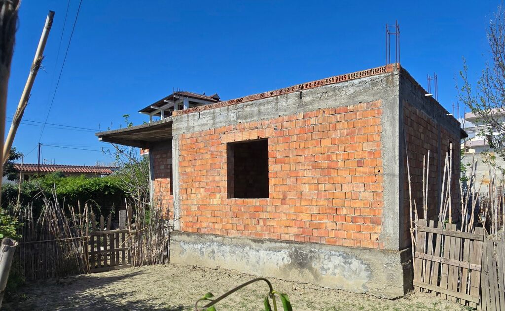 SHITET SHTËPI 1 KATËSHE NË BATHORE,KAMEZ