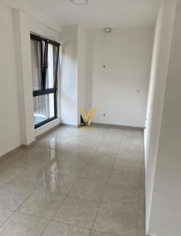 JEPET APARTAMENT 2+1+BLK ME QERA TE PAZARI I RI 800 EURO
