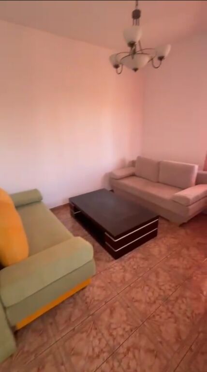 Apartment 1+1 at Jorda Misja Street (35,000 leke)