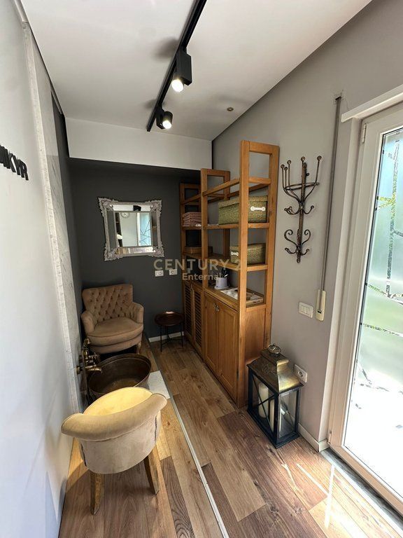 Don Bosko, Vizion Plus - Jepet Qender Estetike Me Arredim Modern Dhe i Detajuar 100m2