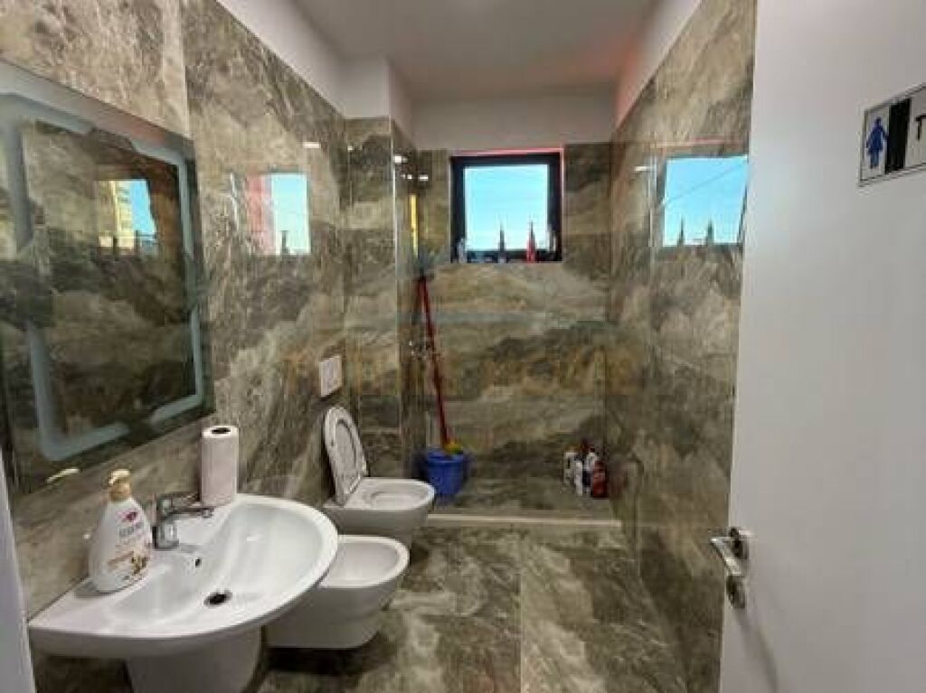 Vendesi Appartamento 2+1+Posto Auto, Residenza Future Home, Unaza e Re