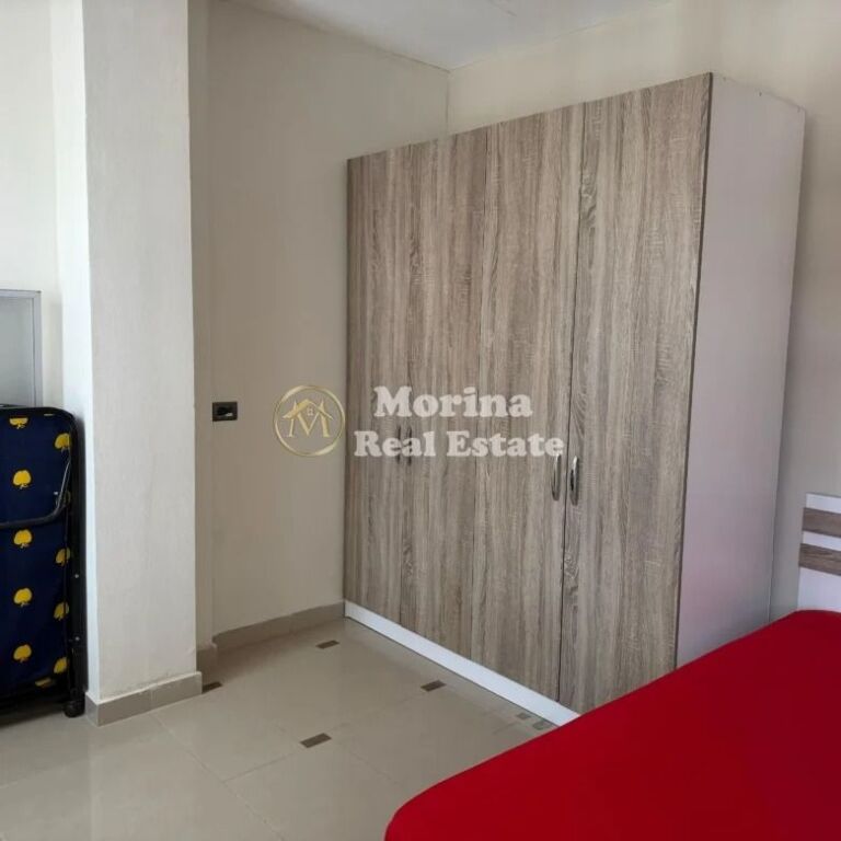 Qera | Shtëpi private 2 + 1 | Sauk | 450 €/muaj