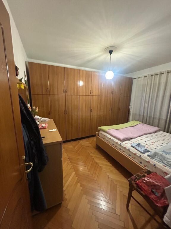 OCCASION 1+1 GJON BUZUKU  CENTER