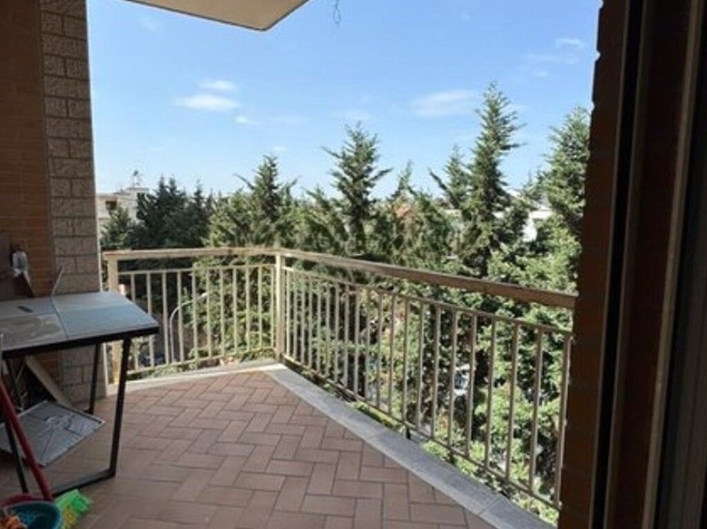 SHITET APARTAMENT 1+1 NE DON BOSKO, PRANE BUJTINES SE GJELIT