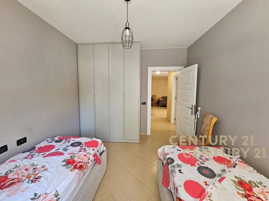 SHESIM DY APARTAMENTE 2+1+2 dhe 1+1 NE SHENGJIN 100 METRA LARG DETIT !