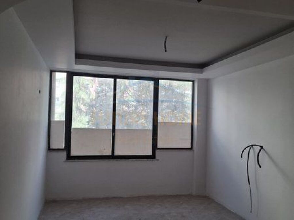 Shitet, Apartament 3+1+2, Nela 6, Yzberisht