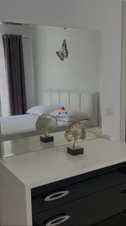 JEPET APRATMENT ME QERA 2+1+ BALLKON "5 MAJI" 65000 LEKE