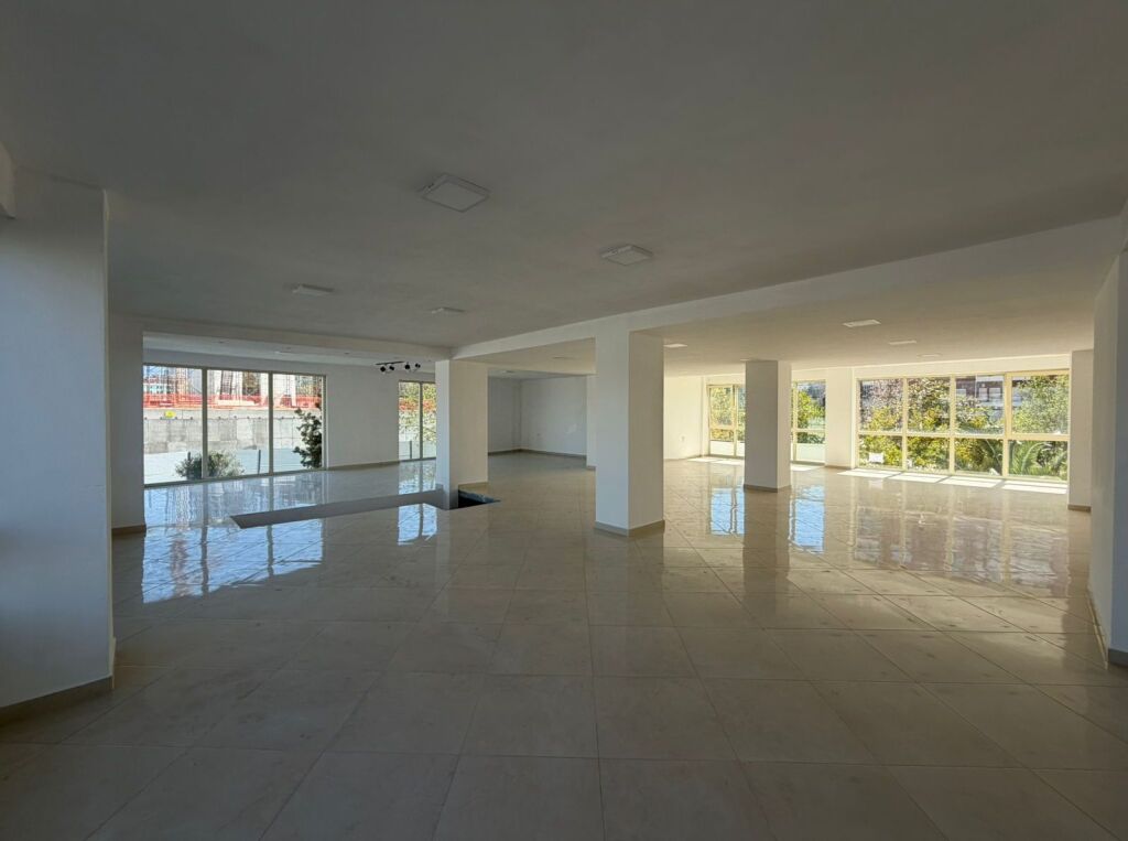 Ambjent për Qira – Open Space Duplex