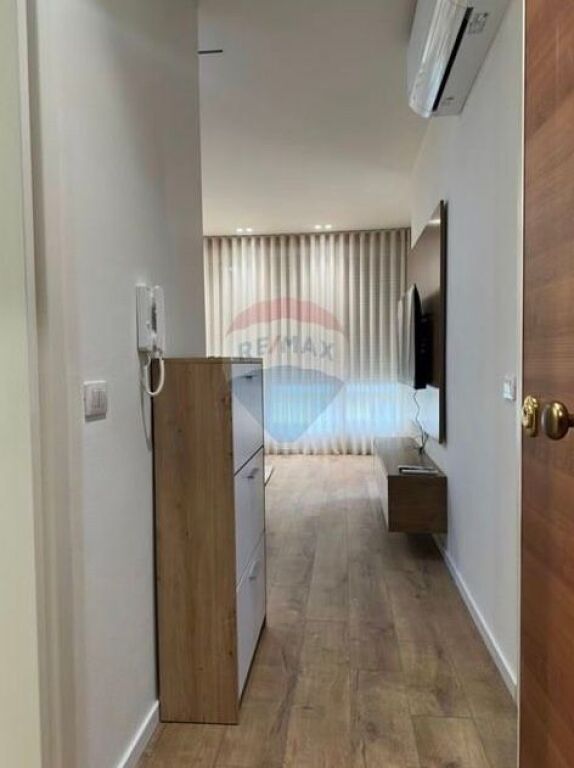 Apartament 1+1 per qira ,Bulevardi i Ri ID: 530601002-359