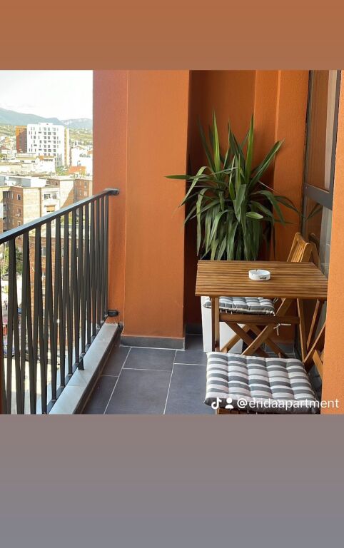 In vendita 1+1 completamente arredato complesso ASL, sopra Pediatria