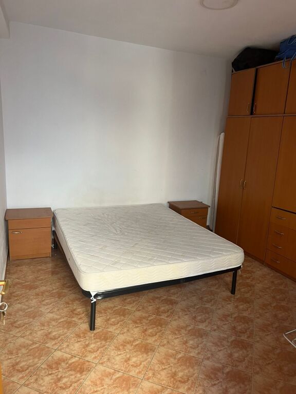 🏠 Jepet me Qera Kt.1 i një Vile : 1+1 (📍Rr.Bardhyl - Oslo )🔥Privatësi &amp; Qetësi ✨️ 40,000 Lekë / Muaj