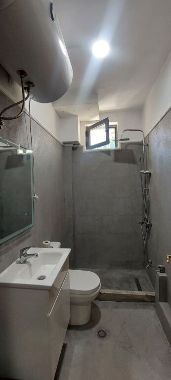 Garsoniere me qera Rruga Kavajës