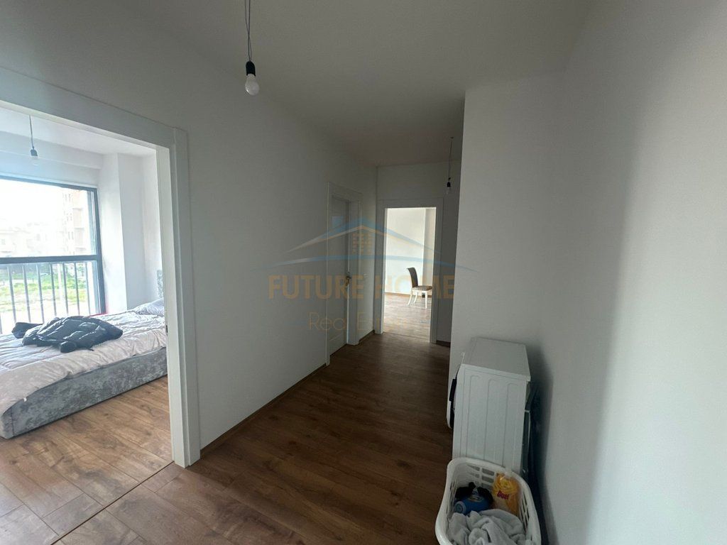 Shitet, Apartament 2+1+2+Post Parkimi, Bulevardi Ri, Tirane