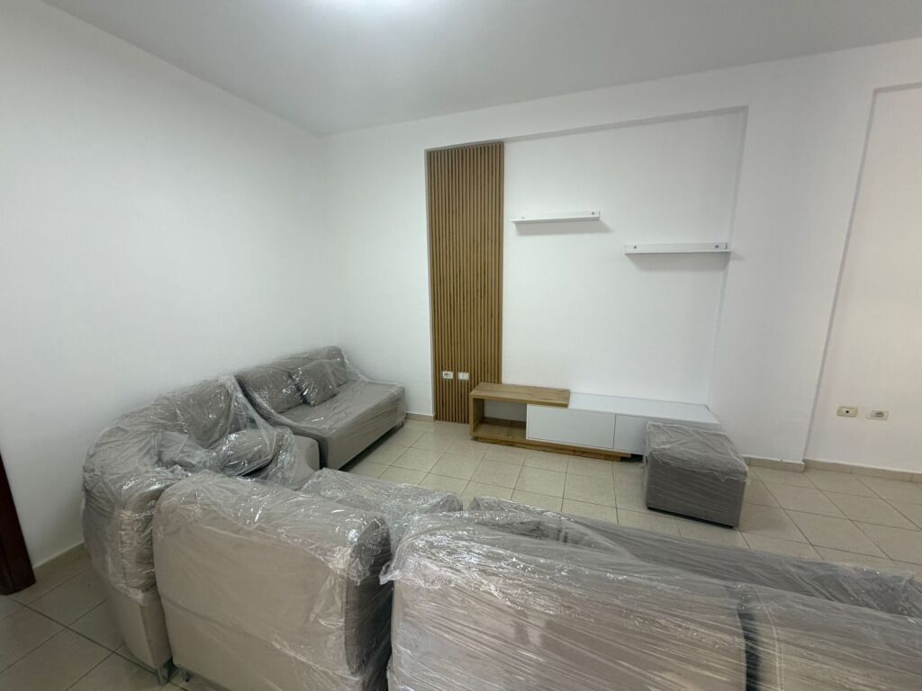 In affitto 3+1 Fresku Spar Market 450€