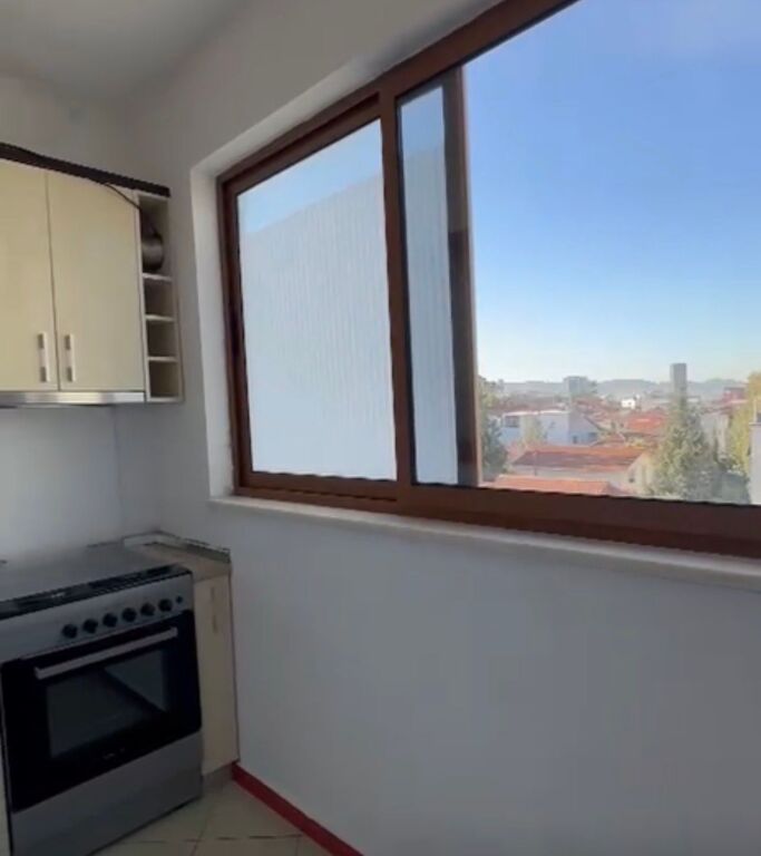 Appartamento 1+1 in affitto al Vecchio Mercato Elettrico vicino a Grandi!