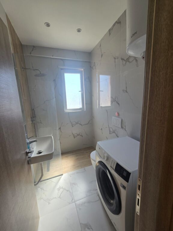 AFFITTASI 1+1 XHAMIA SELIT