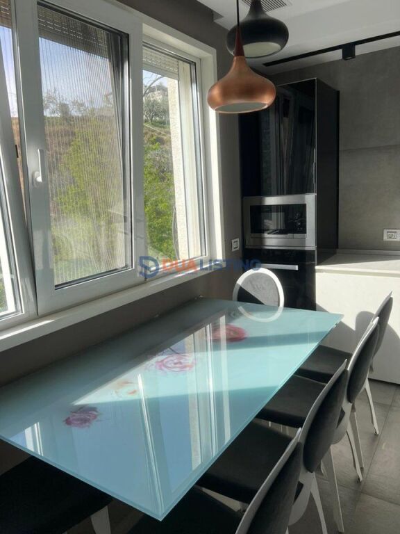 Duplex di lusso in affitto a Kodra e Diellit