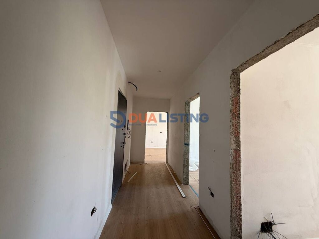 Apartament 2+1 për shitje – Paskuqan, Ringside Residence