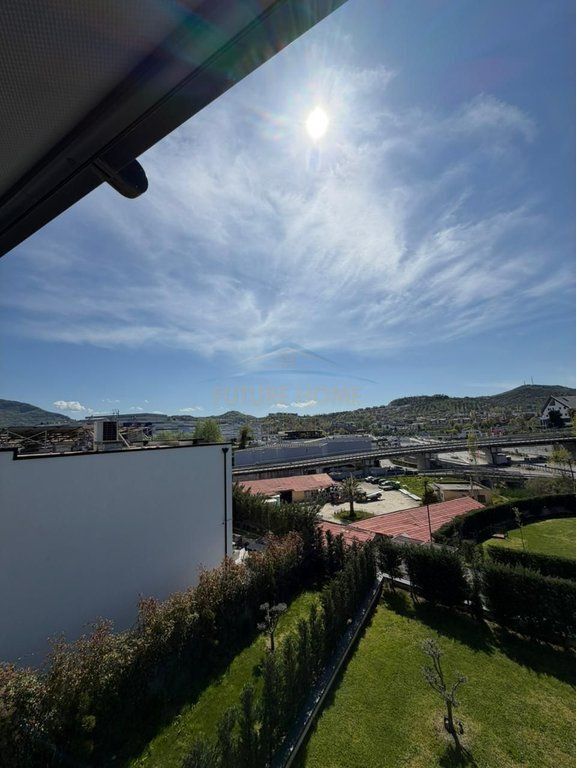 In vendita, Appartamento 3+1+2+2 Posti Auto, Sofia Hill Residence, TEG, Tirana.