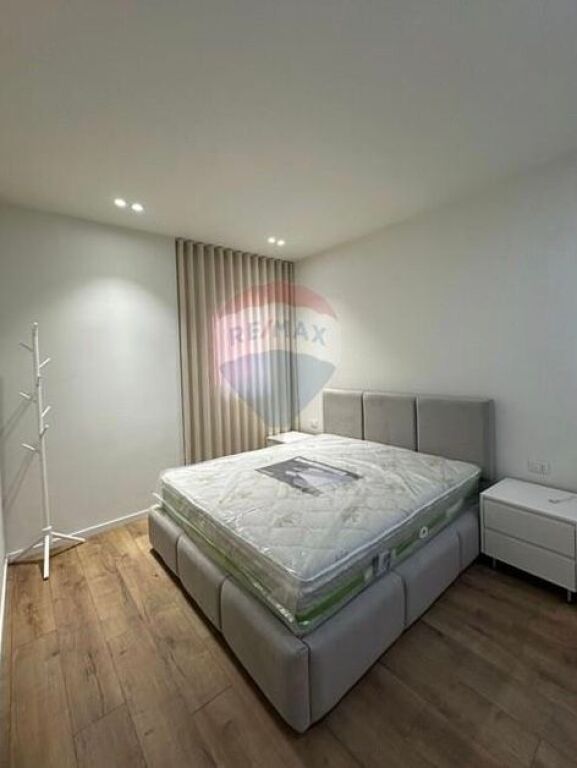 Apartament 1+1 per qira ,Bulevardi i Ri ID: 530601002-359