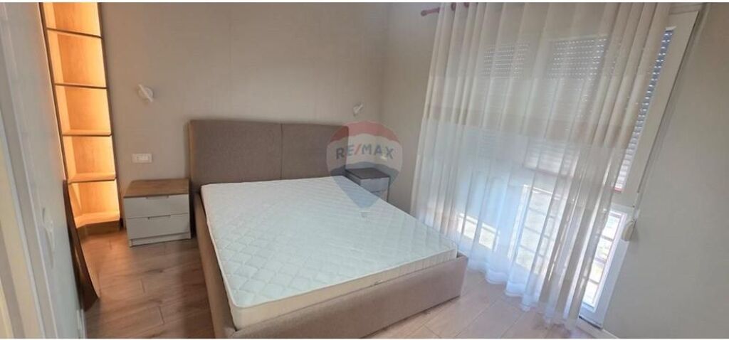 Jepet me qira apartament 2+1 – Stacioni i Trenit