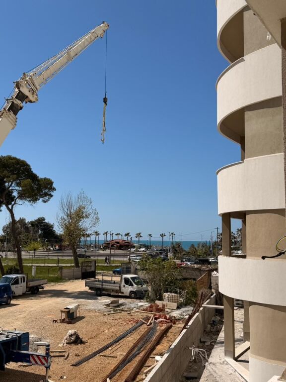 Garsoniere me pamje deti  për shitje – Golem