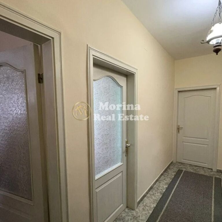 Affitto | Appartamento 2 + 1 | Via Elbasanit | 600 €/mese