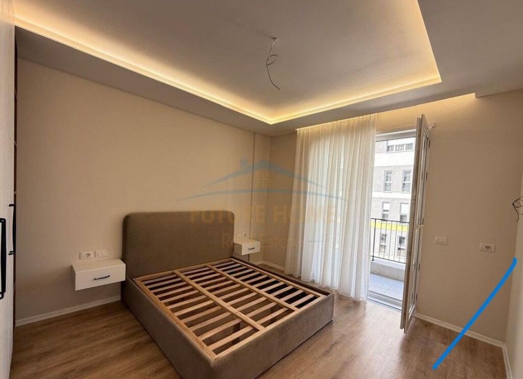Shitet, Apartament 2+1 , Univers City, QTU, Tirane.