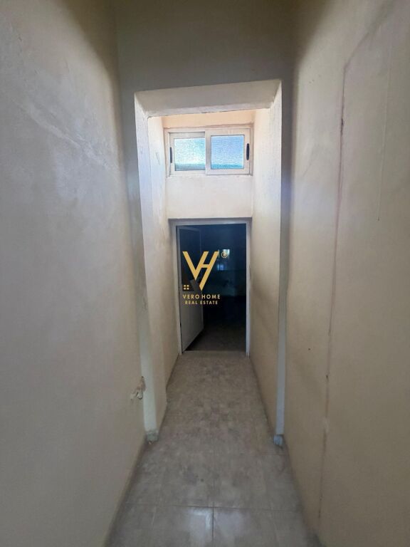 JEPET DYQAN 65 M2 ME QERA TEK ISH RESTORANT DURRESI 65.000 LEKE