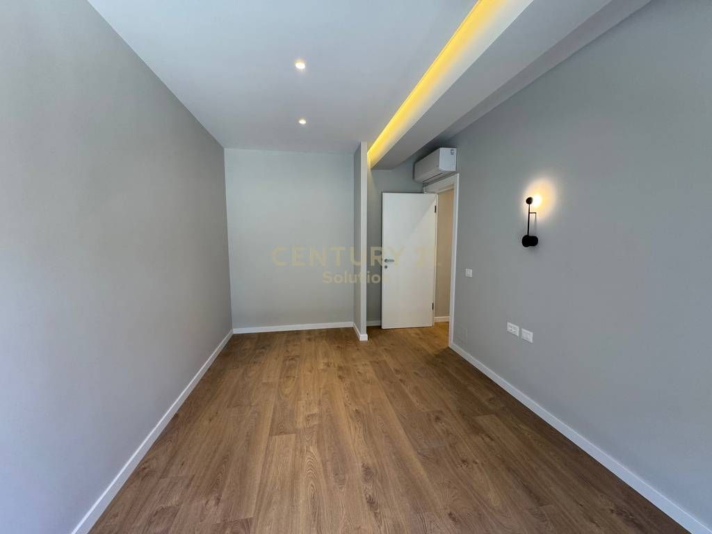 APPARTAMENTO IN AFFITTO 2+1+2 POSTI AUTO PRESSO LA RESIDENZA KODRA E DIELLIT 2!